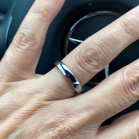 New 4mm Tungsten Domed Ring Wedding band - Picture 5 of 8